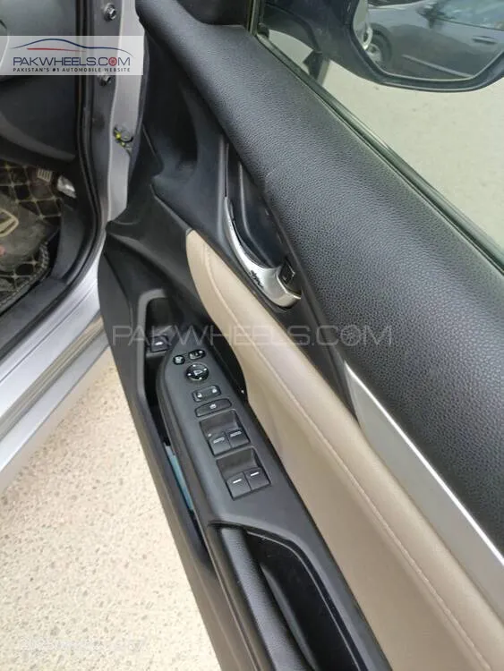ہونڈا سوک 2020 for Sale in کراچی ہونڈا سوک 2020 for Sale in کراچی Image-12