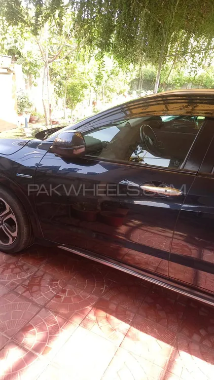Honda Vezel 2019 for Sale in Islamabad Image-1
