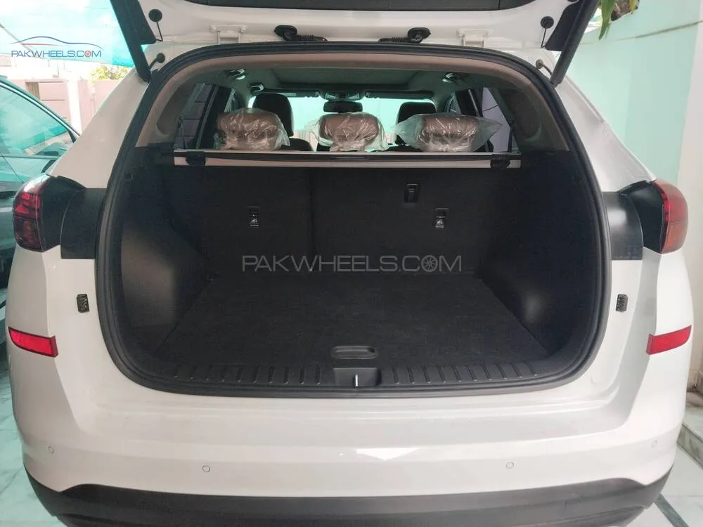 ہنڈائی ٹکسن 2025 for Sale in لاہور ہنڈائی ٹکسن 2025 for Sale in لاہور Image-10