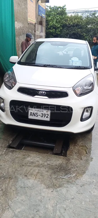 KIA Picanto 2023 for Sale in Lahore Image-1