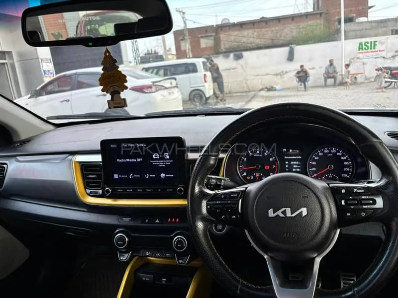 KIA Stonic 2021 for Sale in Lahore Image-1