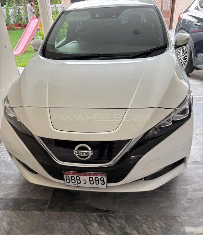 Nissan Leaf 2020 for Sale in Karachi Image-1
