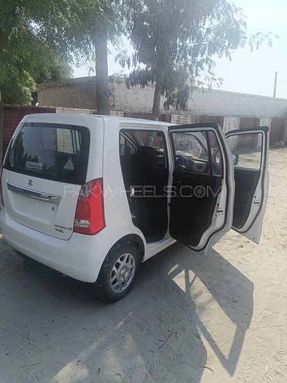 Suzuki Wagon R 2024 for Sale in Bhakkar Suzuki Wagon R 2024 for Sale in Bhakkar Image-10