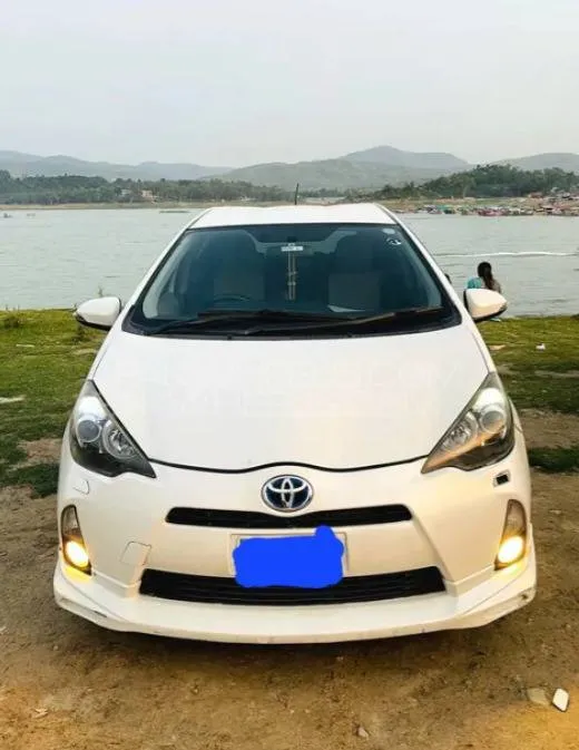 Toyota Aqua 2013 for Sale in Islamabad Image-1