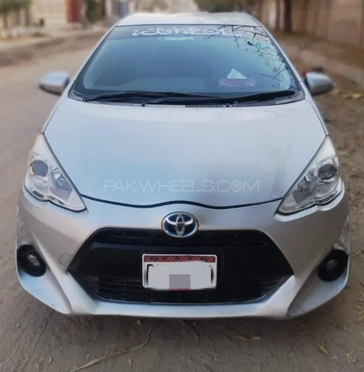 Toyota Aqua 2015 for Sale in Karachi Image-1
