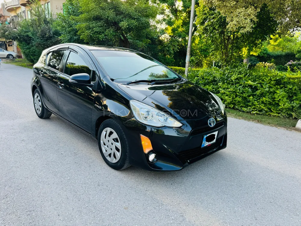 Toyota Aqua 2015 for Sale in Islamabad Image-1