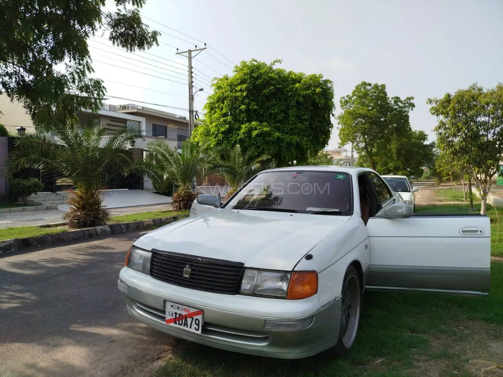 Toyota Crown 1984 for Sale in Multan Image-1
