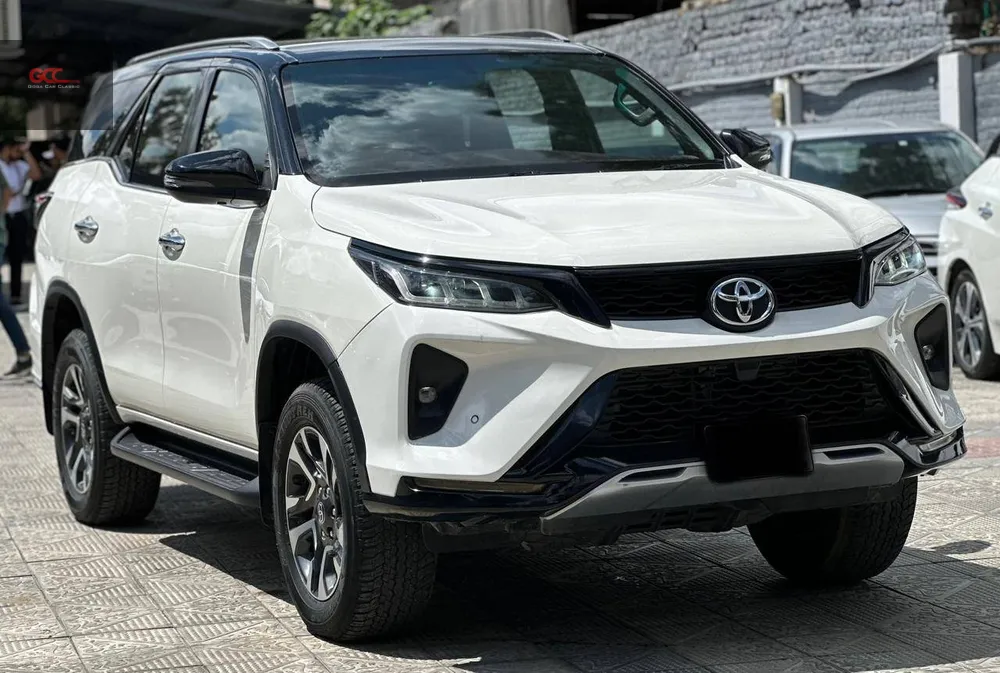 Toyota Fortuner 2022 for Sale in Islamabad Image-1