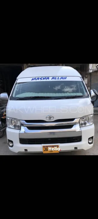 Toyota Hiace 2015 for Sale in Hyderabad Image-1