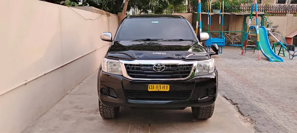 Toyota Hilux 2014 for Sale in Karachi Image-1