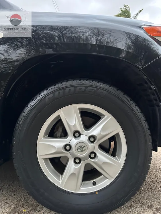 Toyota Land Cruiser 2011 for Sale in Karachi Toyota Land Cruiser 2011 for Sale in Karachi Image-12