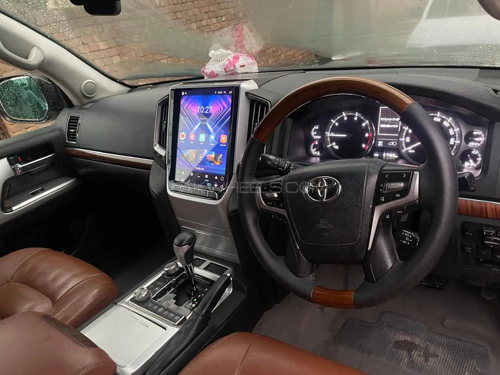 Toyota Land Cruiser 2016 for Sale in Faisalabad Image-1