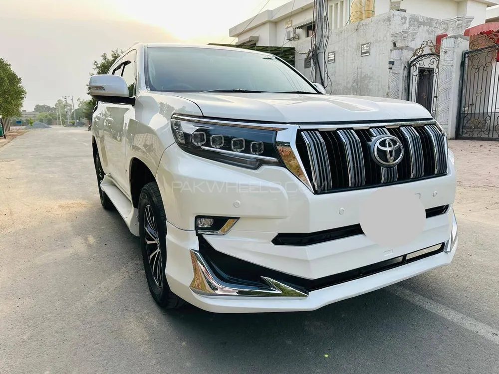 Toyota Prado 2011 for Sale in Sialkot Image-1