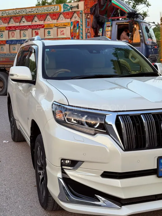 Toyota Prado 2021 for Sale in Islamabad Image-1