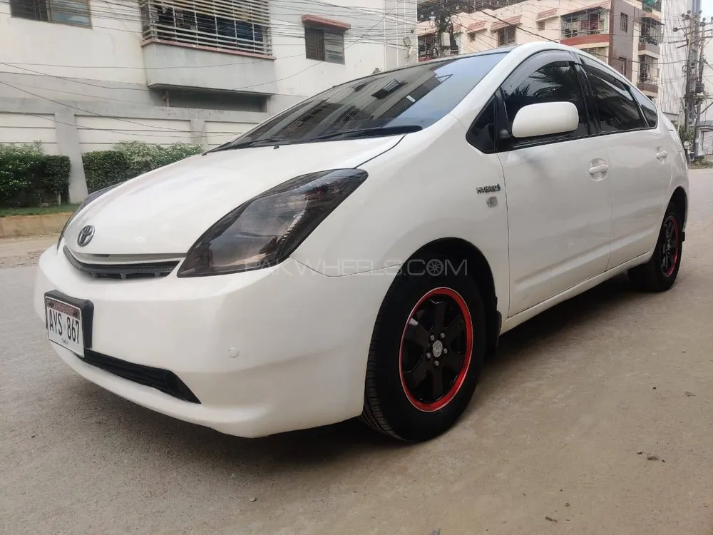 Toyota Prius 2007 for Sale in Karachi Image-1