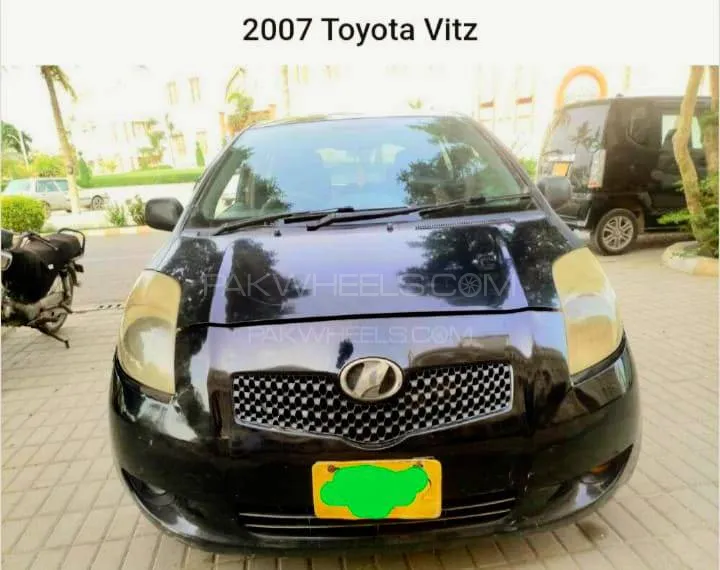 Toyota Vitz 2007 for Sale in Karachi Image-1
