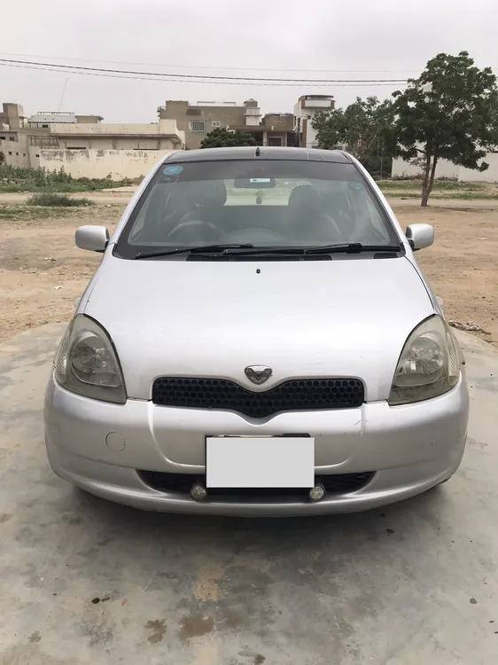 Toyota Vitz 1999 for Sale in Karachi Image-1