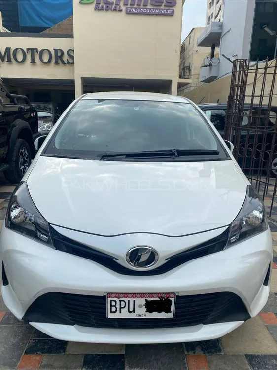 Toyota Vitz 2019 for Sale in Karachi Image-1