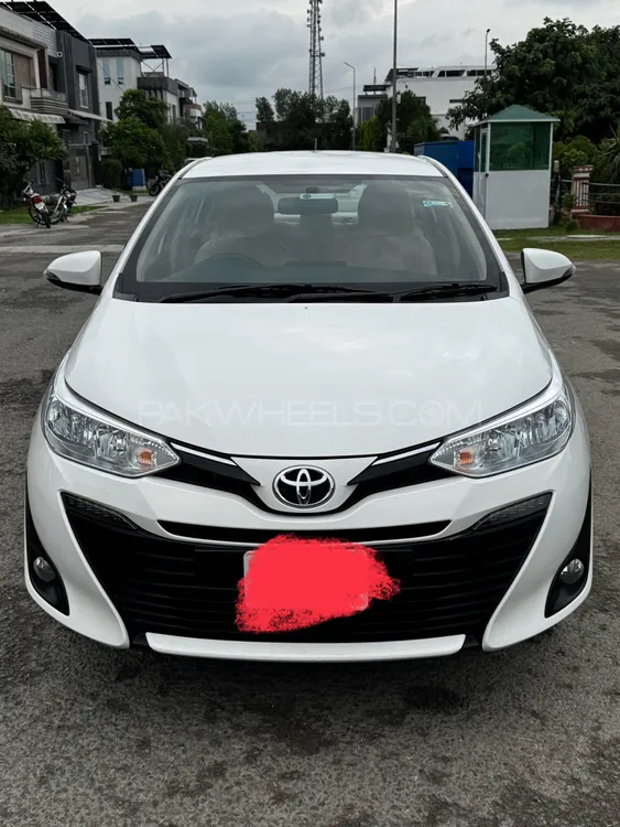 Toyota Yaris Sedan 2022 for Sale in Lahore Image-1