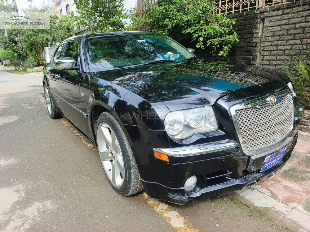 Chrysler 300 C 2006 for Sale in Lahore Chrysler 300 C 2006 for Sale in Lahore Image-2
