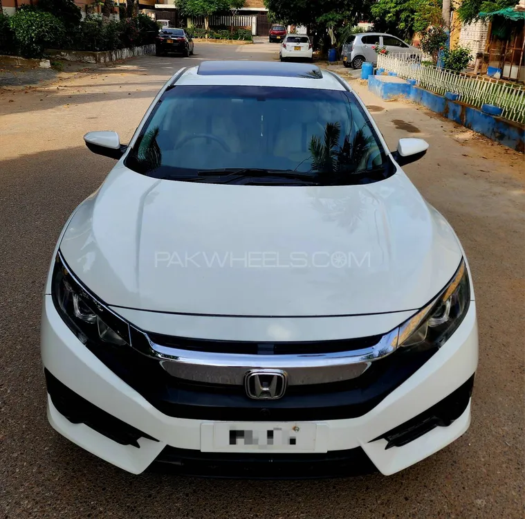 Honda Civic 2017 for Sale in Karachi Image-1