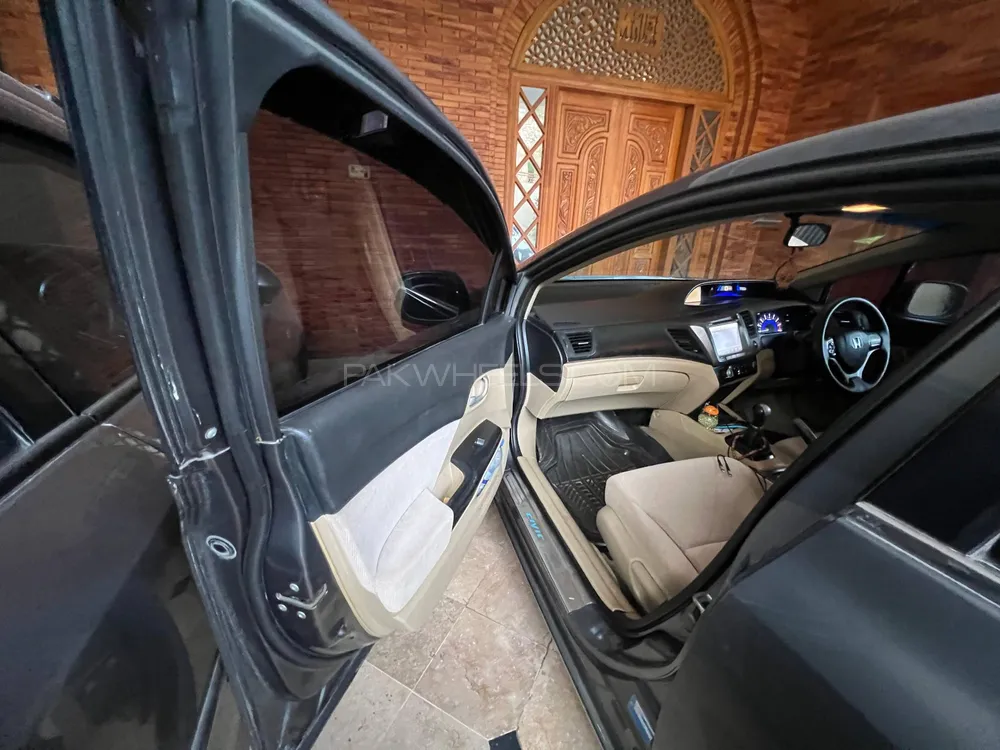 Honda Civic 2013 for Sale in Rawalpindi Honda Civic 2013 for Sale in Rawalpindi Image-14