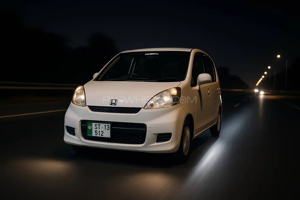 Honda Life 2013 for Sale in Lahore Image-1