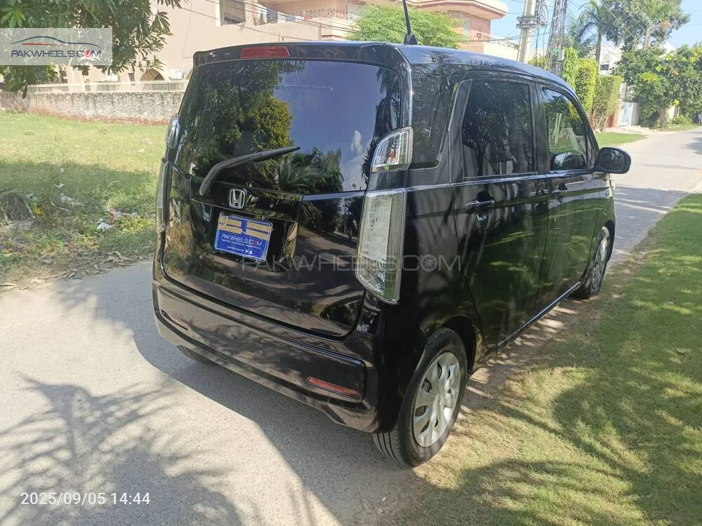 Honda N Wgn 2016 for Sale in Lahore Honda N Wgn 2016 for Sale in Lahore Image-4