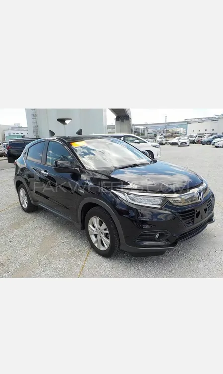 Honda Vezel 2018 for Sale in Lahore Image-1