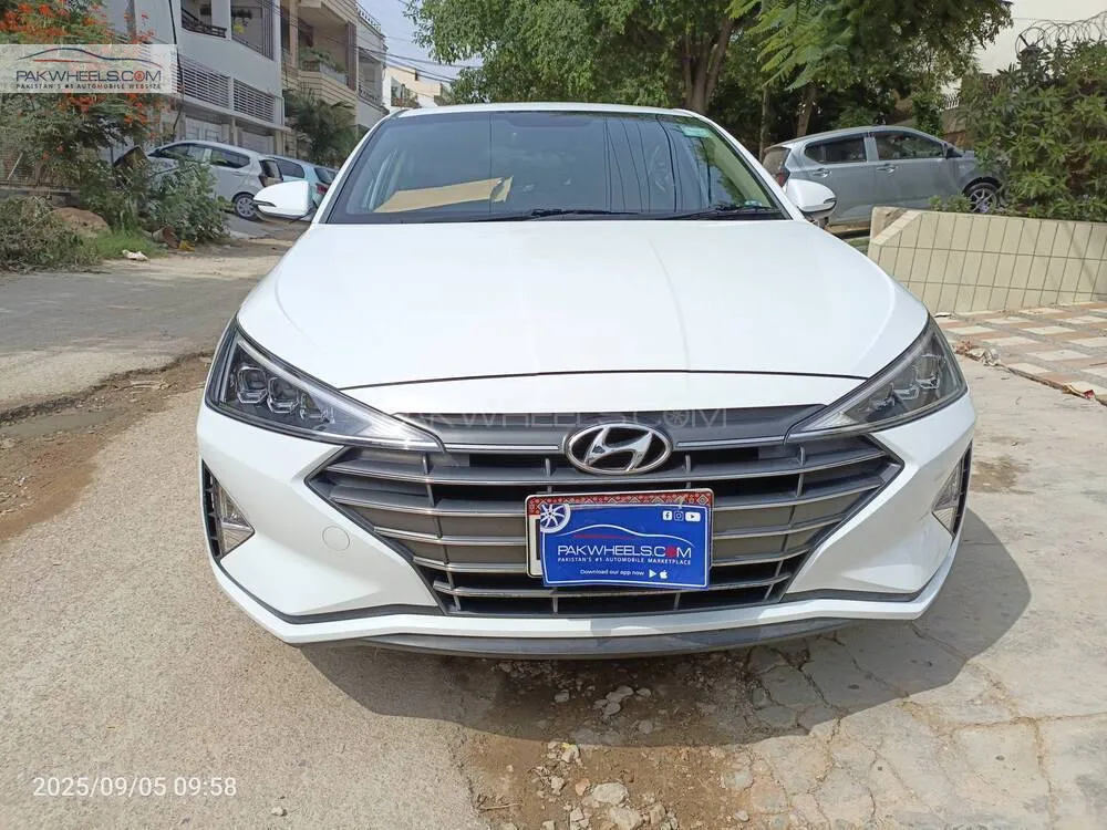 Hyundai Elantra 2023 for Sale in Karachi Image-1