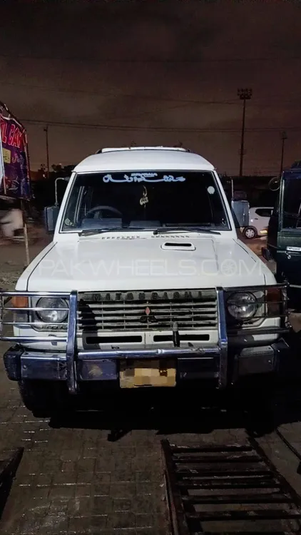 Mitsubishi Pajero 1990 for Sale in Karachi Image-1