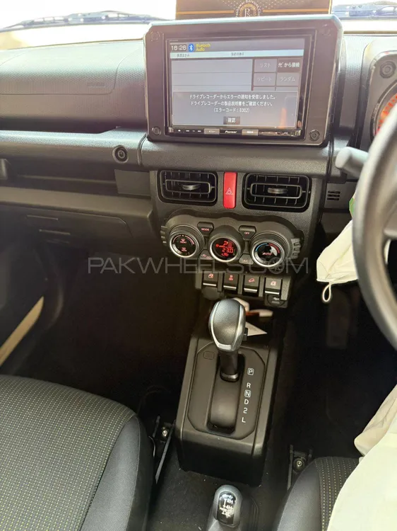 Suzuki Jimny 2020 for Sale in Peshawar Suzuki Jimny 2020 for Sale in Peshawar Image-11