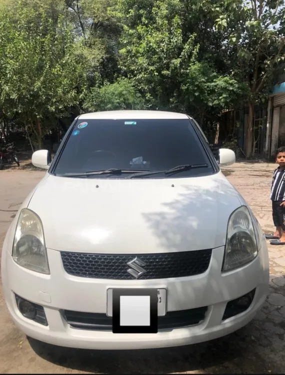 Suzuki Swift 2011 for Sale in Chakwal Image-1