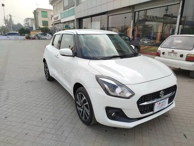 Suzuki Swift 2025 for Sale in Karachi Image-1