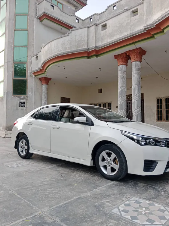 Toyota Corolla 2015 for Sale in Chakwal Image-1