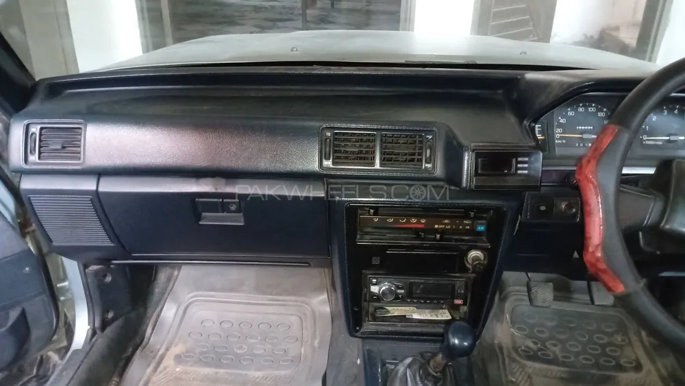 Toyota Cressida 1990 for Sale in Dina Image-1