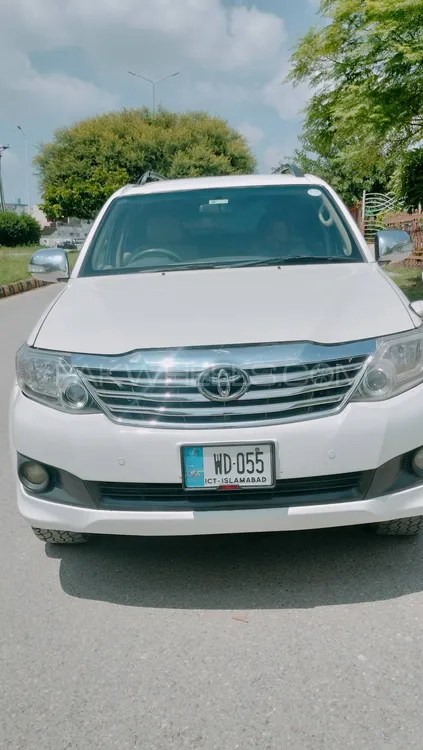 Toyota Fortuner 2013 for Sale in Islamabad Image-1