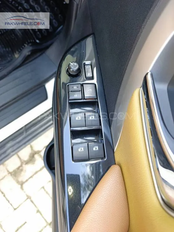 Toyota Fortuner 2019 for Sale in Lahore Toyota Fortuner 2019 for Sale in Lahore Image-12