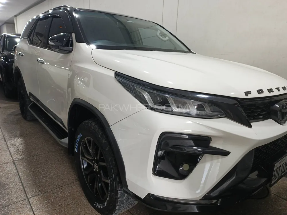 Toyota Fortuner 2021 for Sale in Lahore Image-1