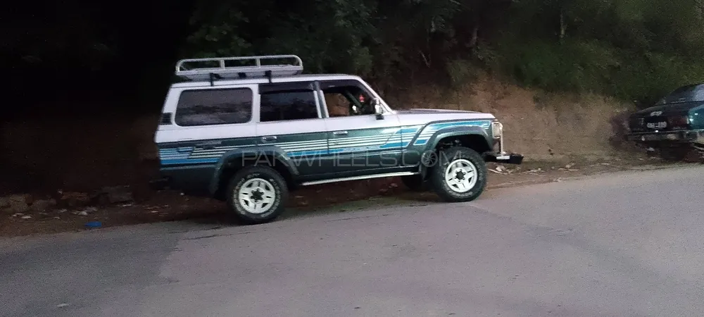 Toyota Land Cruiser 1988 for Sale in Islamabad Image-1