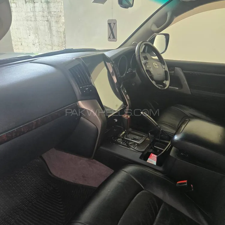 Toyota Land Cruiser 2011 for Sale in Lahore Image-1