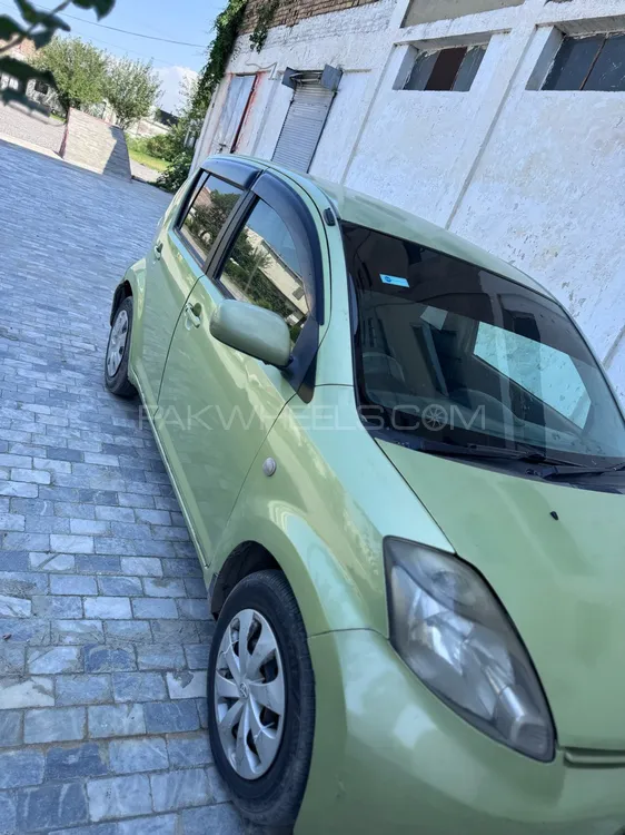 Toyota Passo 2004 for Sale in Peshawar Image-1
