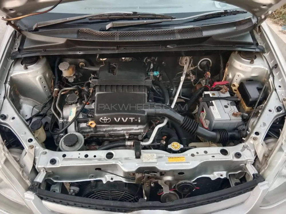 Toyota Platz 2002 for Sale in Mardan Image-1