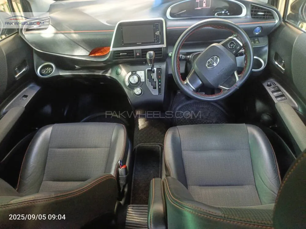Toyota Sienta 2018 for Sale in Islamabad Toyota Sienta 2018 for Sale in Islamabad Image-11