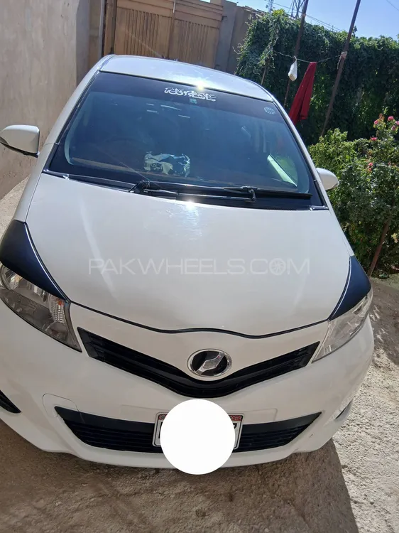 Toyota Vitz 2012 for Sale in Quetta Image-1