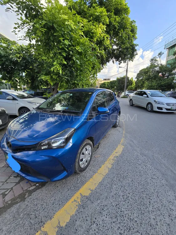 Toyota Vitz 2018 for Sale in Lahore Image-1