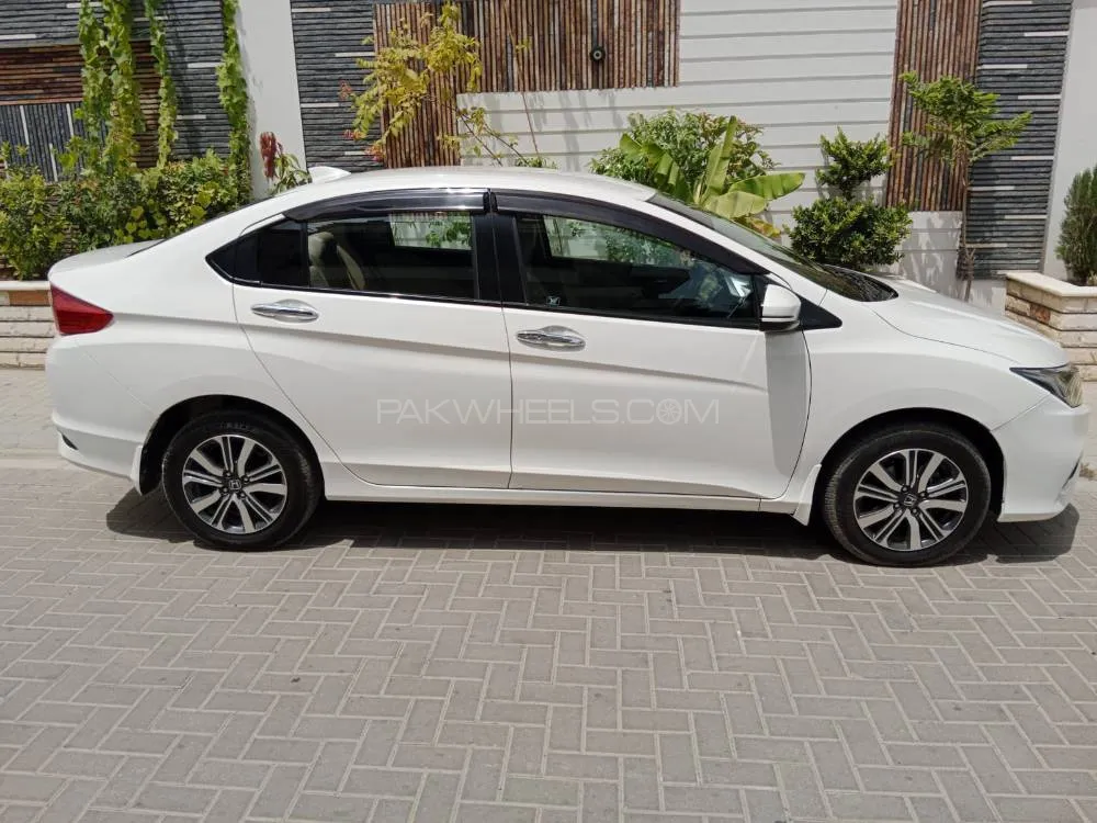 Honda City 2022 for Sale in Karachi Image-1