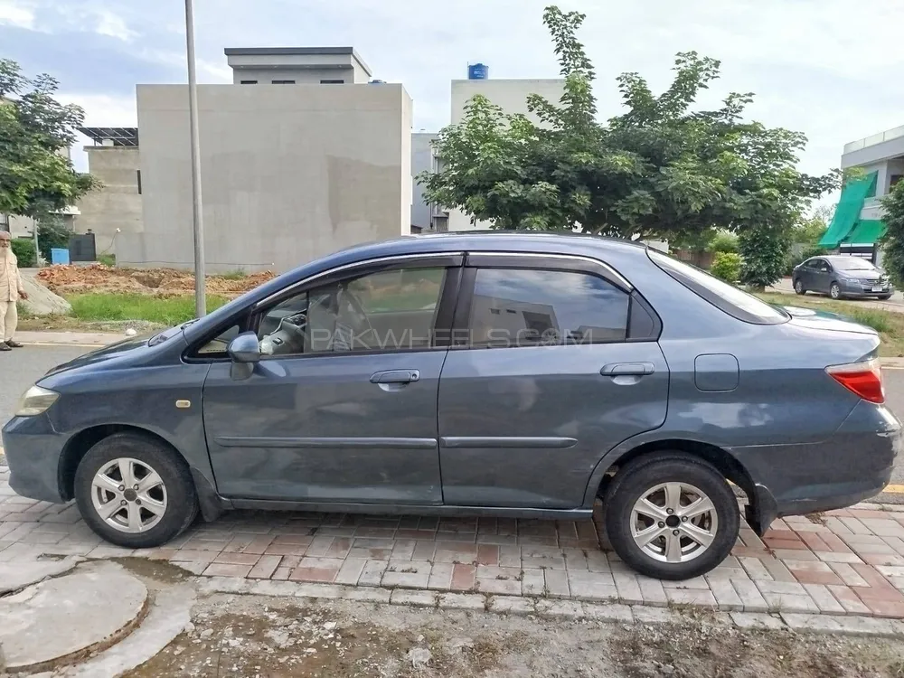 Honda City 2008 for Sale in Lahore Image-1