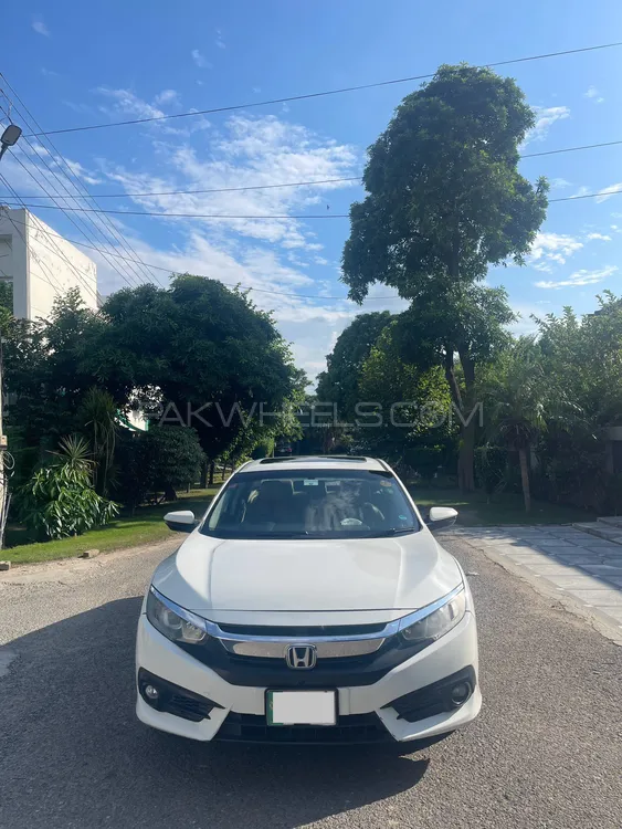 Honda Civic 2018 for Sale in Lahore Image-1