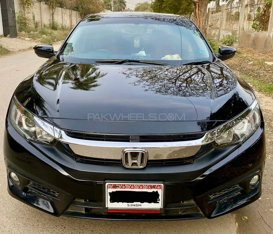 Honda Civic 2018 for Sale in Hyderabad Image-1